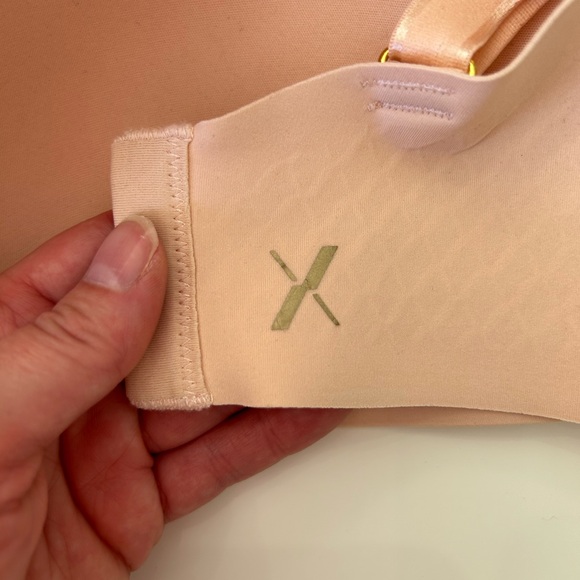 Knix WingWoman Countour Bra - Picture 5 of 6